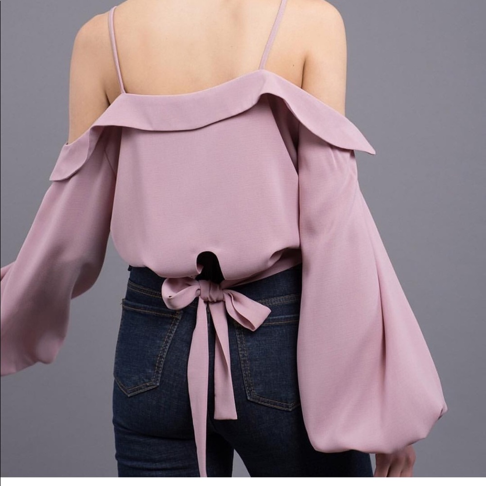 Off the shoulder dusty pink top